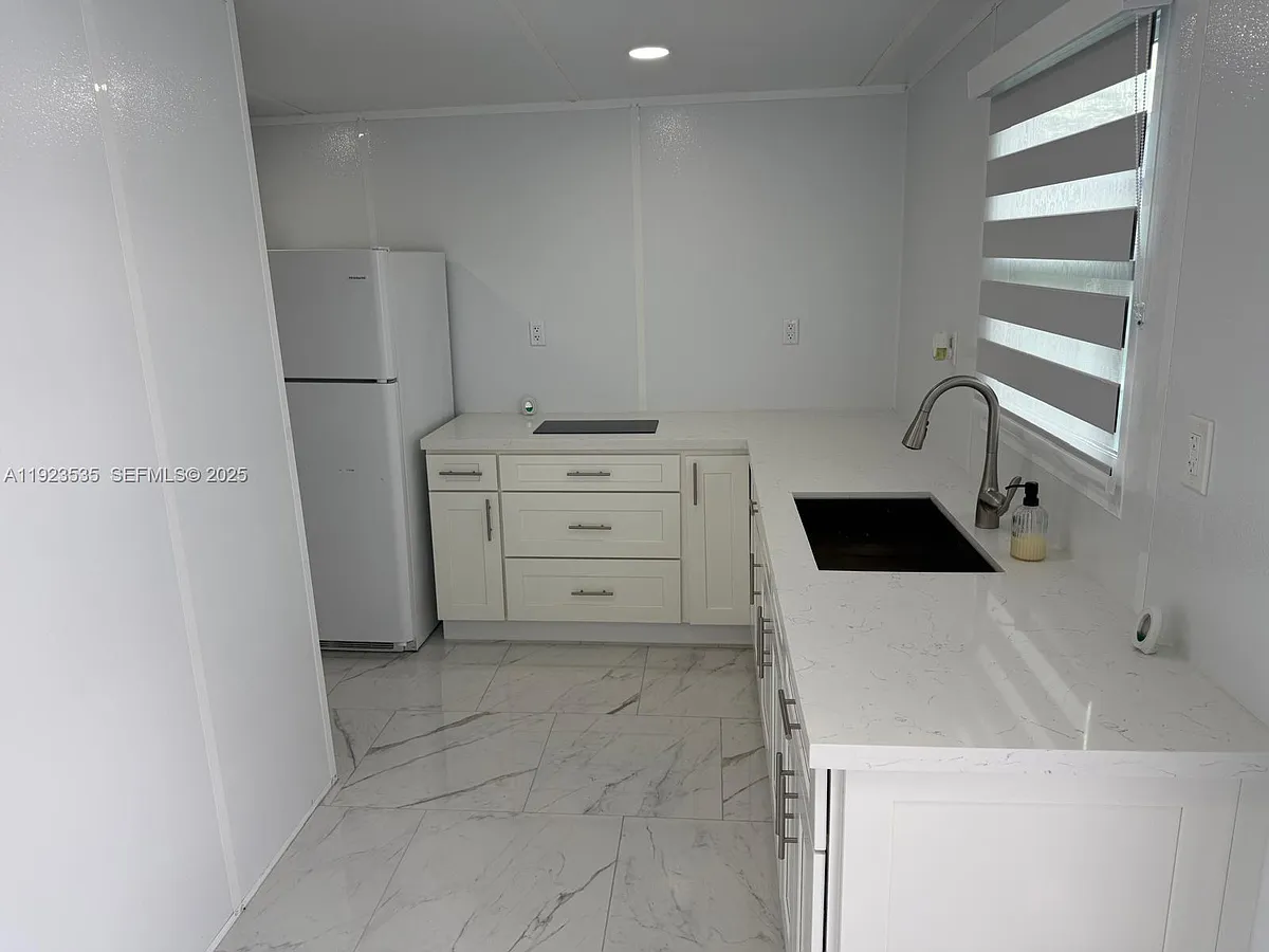 Building Photo - 30705 SW 194th Ave