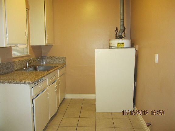 5th image of 5925 Fostoria St APT B