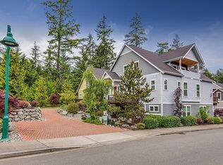 3205 Emerald Ln, Gig Harbor, WA 98335