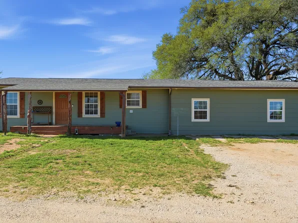 8204 New Sulphur Springs Rd, San Antonio, TX 78263