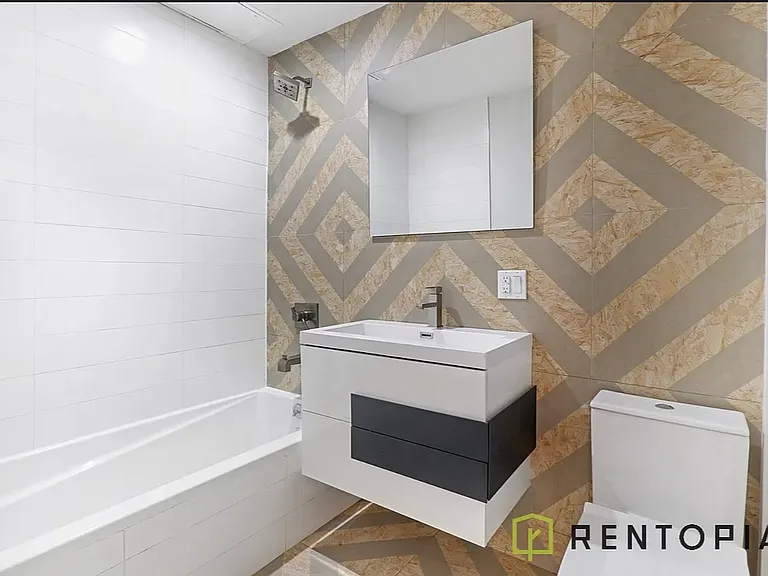 77 Berry St #3B — Photo 7