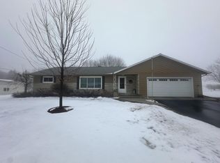411 South 4th AVENUE, Saint Nazianz, WI 54232