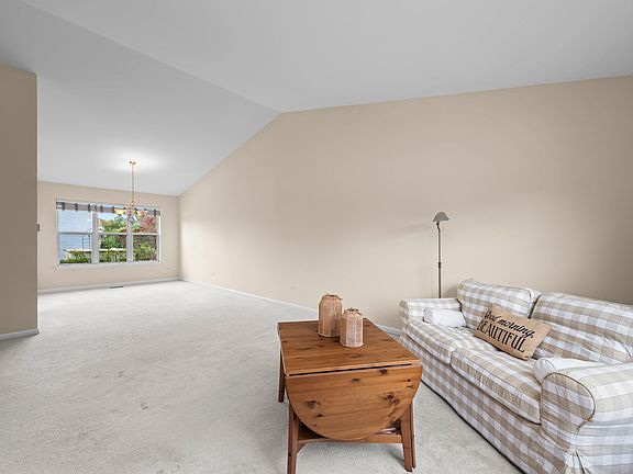 5th image of 1233 Old Timber Ct