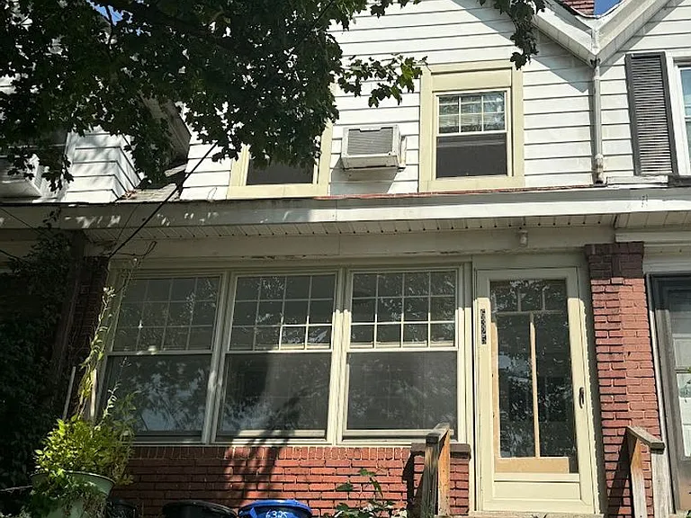 6325 Glenview Pl — Photo 1