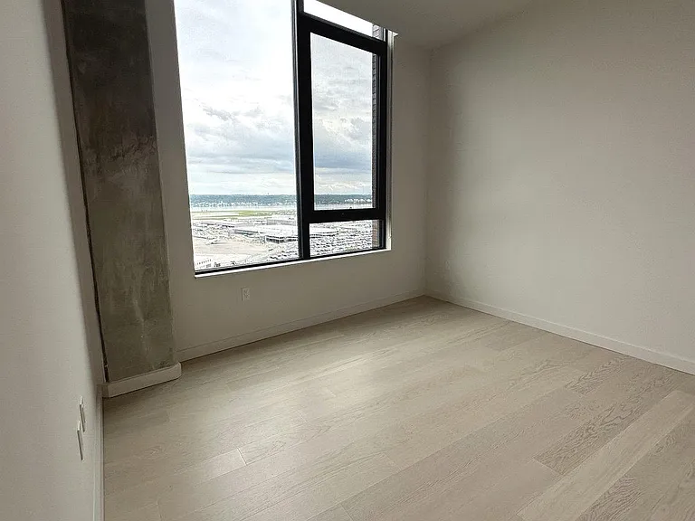 3030 Potomac Ave #Penthouse 1 — Photo 5