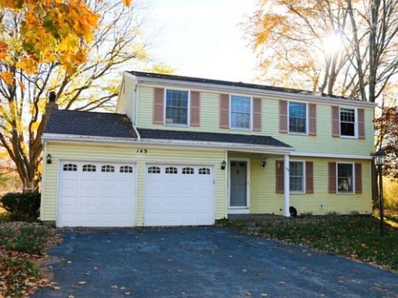 3rd image of 149 Blackwell Ln