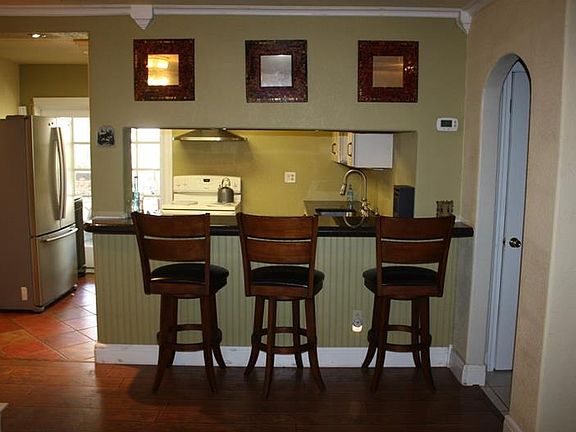4th image of 2806 Canal Dr N