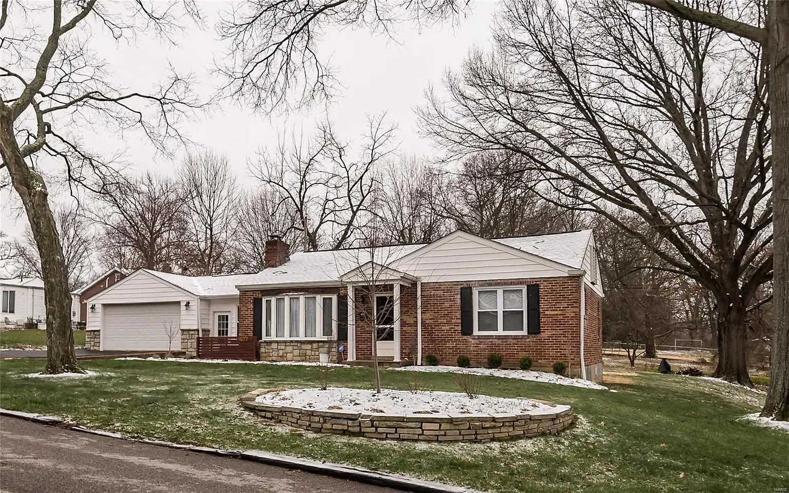 7910 Captain Conn Dr photo 1