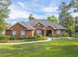 3262 Country Club Dr, Lynn Haven, FL 32444