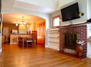 82 Pinehurst Ave, Providence, RI 02908