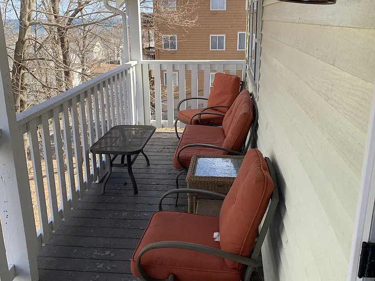 68 Bellingham Ave #2 — Photo 9