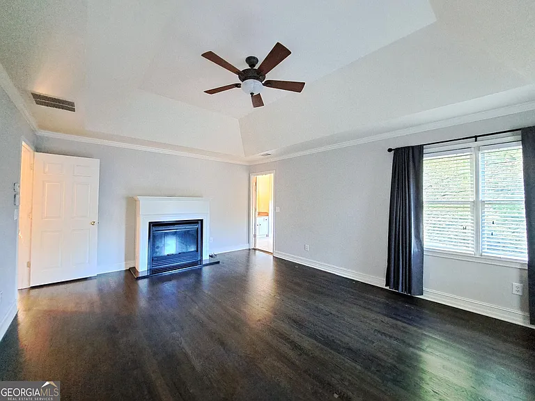 2242 Lenox Walk NE — Photo 40