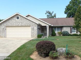 6966 Augusta National, Fayetteville, PA 17222