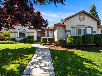 9900 Silver Meadow Way, Sacramento, CA, 95829