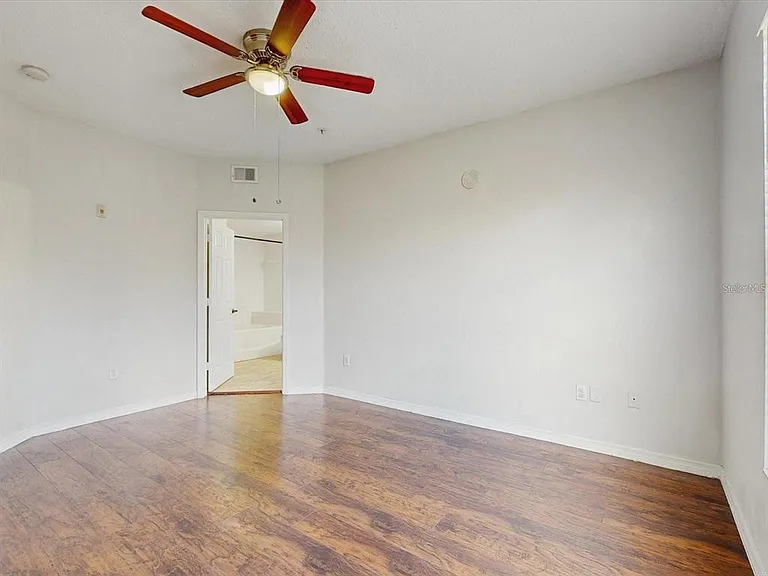 5578 Metrowest Blvd #203 — Photo 9