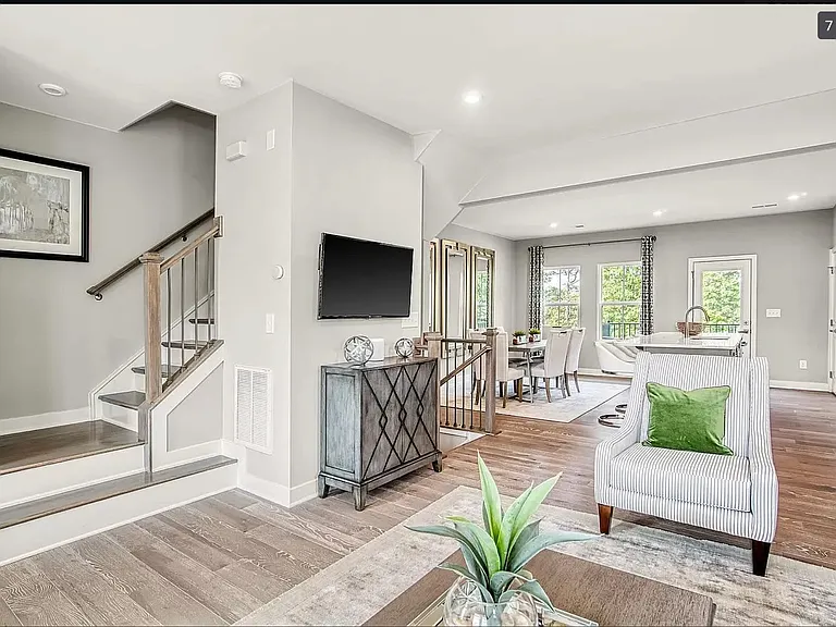 2021 Tobacco Mill St — Photo 5