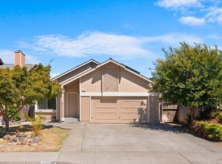 7486 Mercedes Way, Rohnert Park, CA 94928