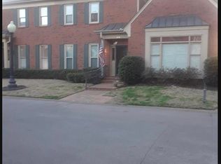 393 Wellington Cv, Memphis, TN 38117