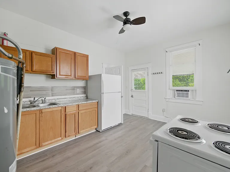 1432 Chesapeake Ave #2 — Photo 7
