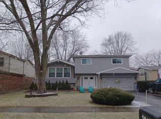 1908 McCraren Rd, Highland Park, IL 60035