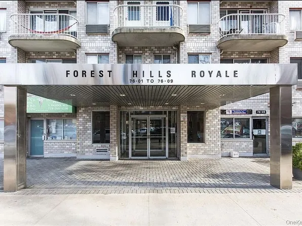 76-01 113th St #4-A, Forest Hills, NY 11375