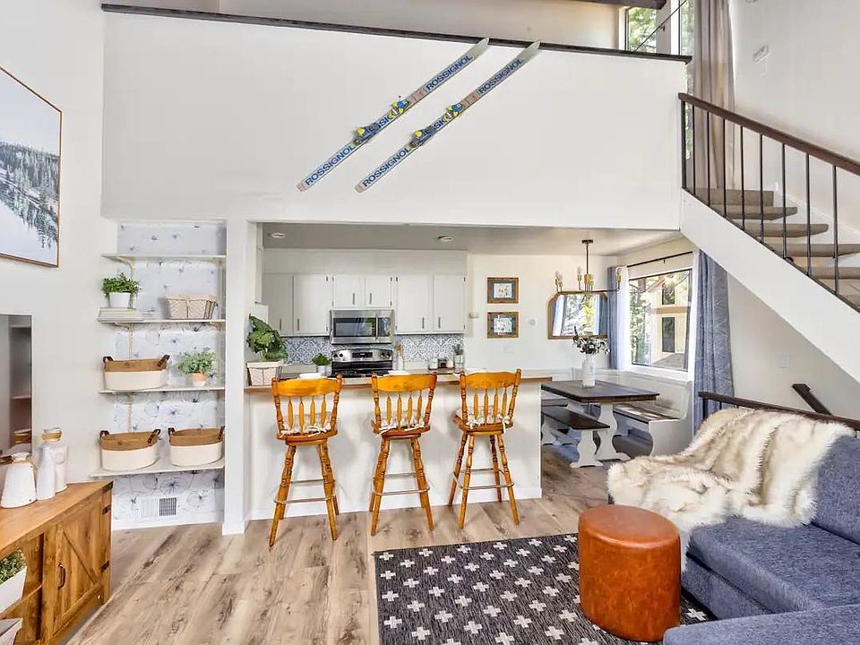 1st image of 1001 Commonwealth Dr #180