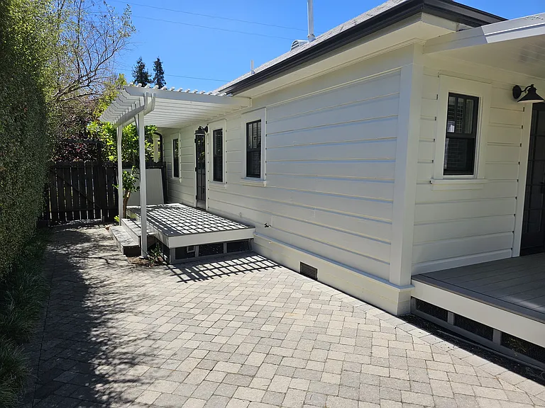 1636 Garden St — Photo 35
