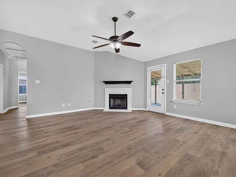 6407 Granite Springs Ln — Photo 17