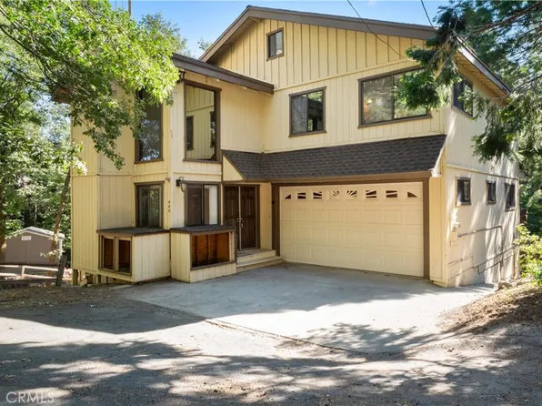 443 Davidson Ln, Crestline, CA 92325