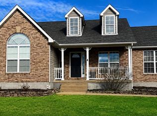 201 Arrowhead Ln, Farmington, MO 63640