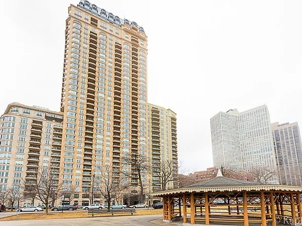 2550 N Lakeview Ave #N403, Chicago, IL 60614