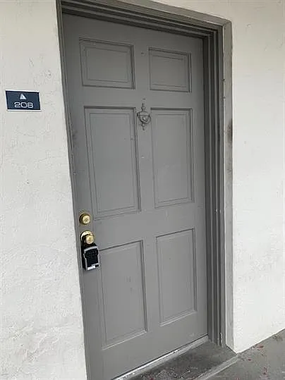 900 S Peninsula Dr #208 — Photo 3