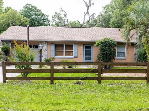 671 N Fitzpatrick Ave, Inverness, FL 34453