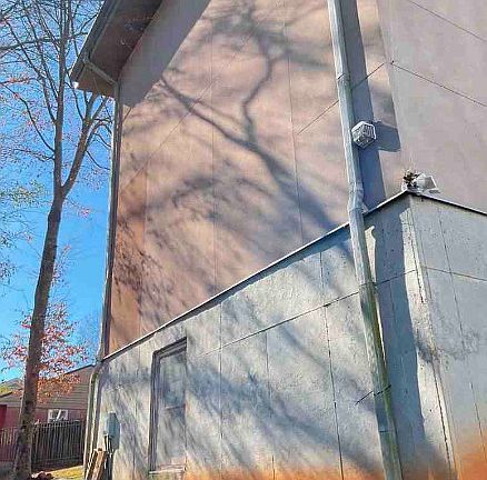 2nd image of 1785 Ellen St NW