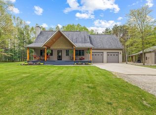 2819 N Eastman Rd, Midland, MI 48642