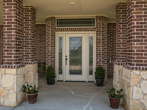 3rd image of 5750 Mesquite Springs Trl
