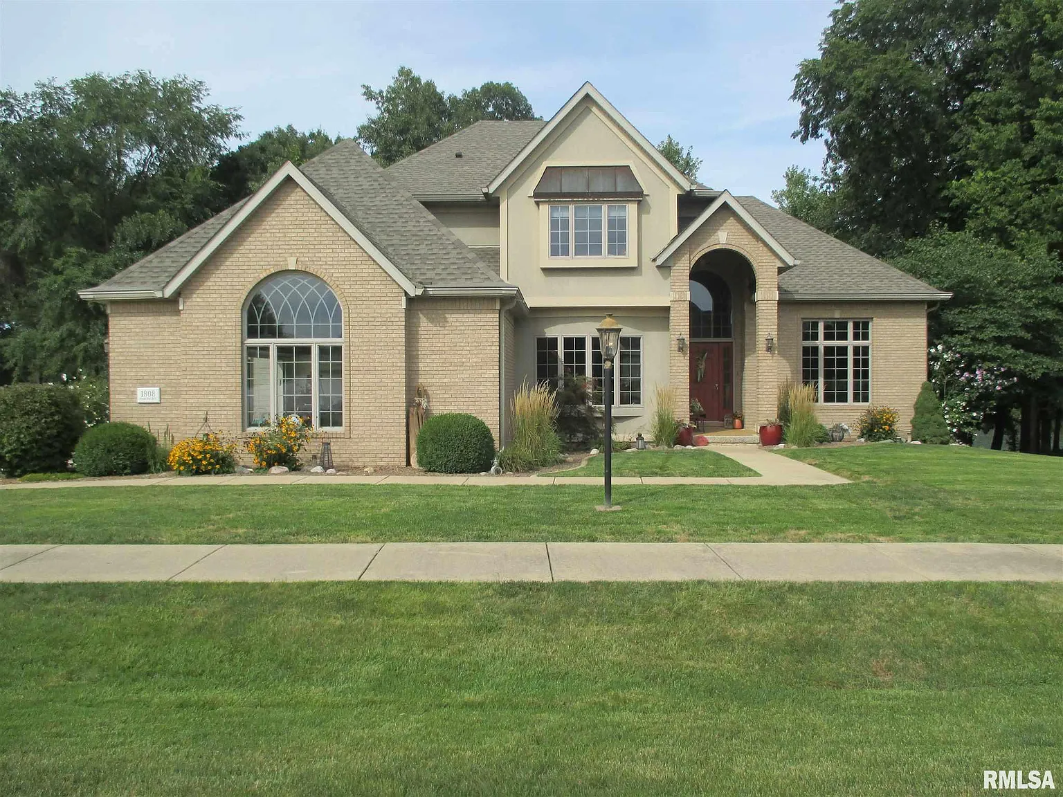 1808 Winged Foot Dr photo 1