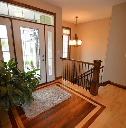Warm and Inviting Foyer