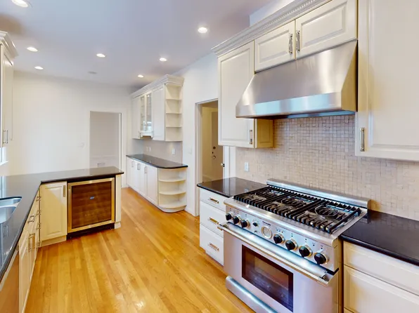 3460 Pierce St, San Francisco, CA 94123