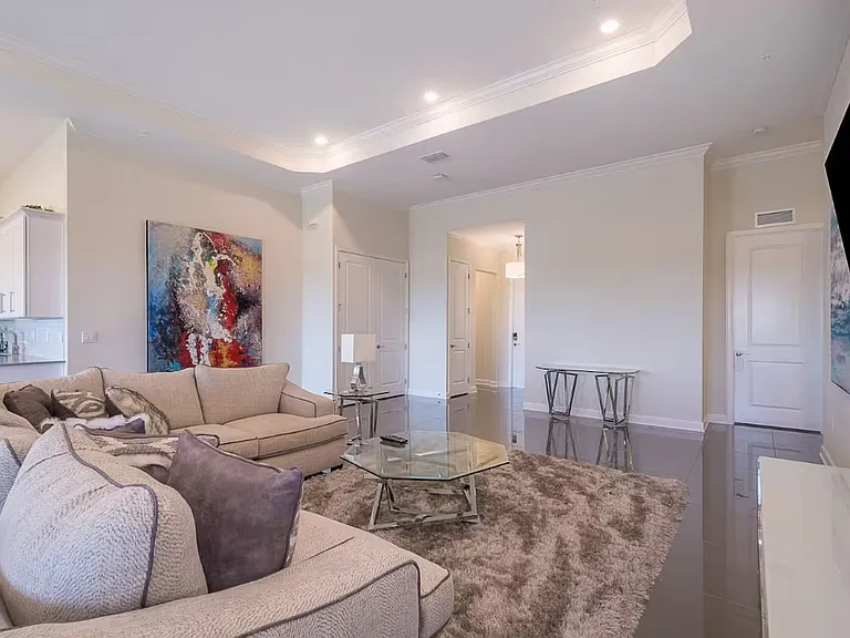 4731 Clock Tower Dr #401 — Photo 6