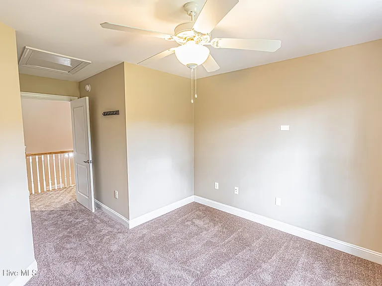 90 Cypress Cir — Photo 10