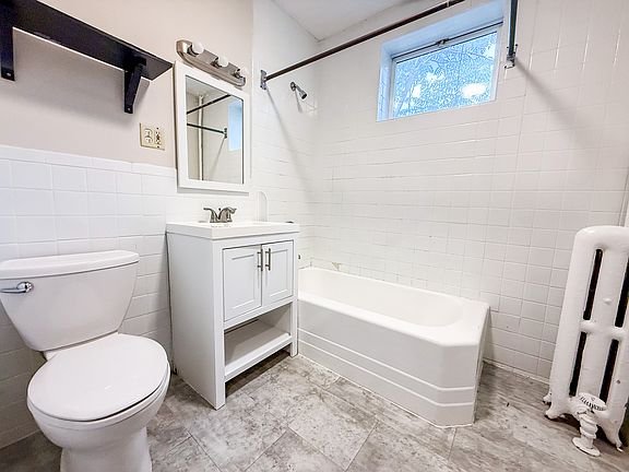 5th image of 43 Englewood Ave #4