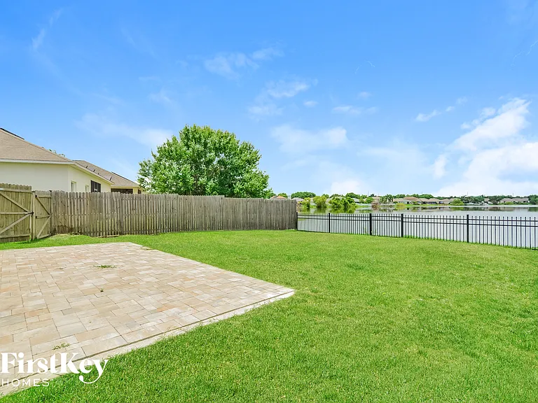 4810 Waterside Pointe Cir — Photo 15