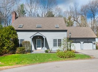 52 Stratham Grn, Stratham, NH 03885