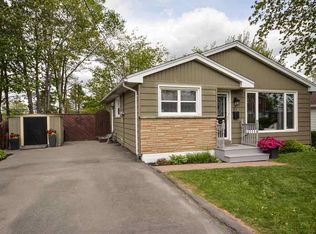 61 Caudle Park Cres, Lower Sackville, NS B4C1Z5