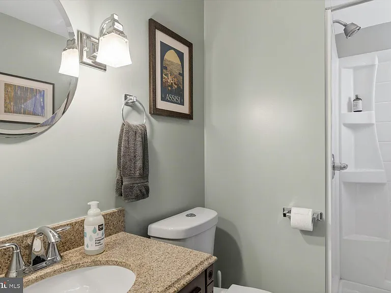2212 Reddfield Dr — Photo 46