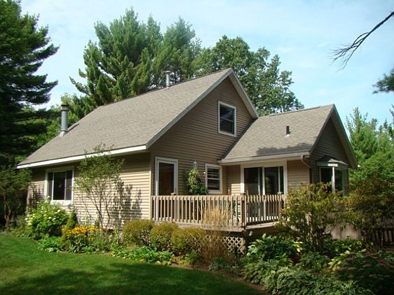 3rd image of 7441 Dewberry Ln
