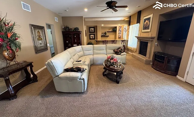 15341 W Sells Dr — Photo 33