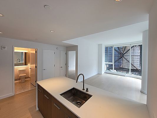 5th image of 242 W 53rd St APT 16J