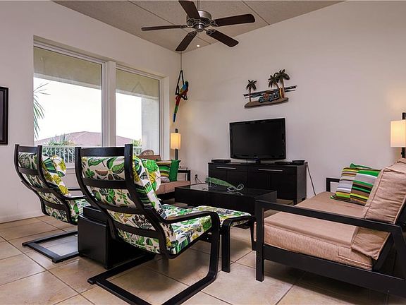 3rd image of 5909 Padre Blvd